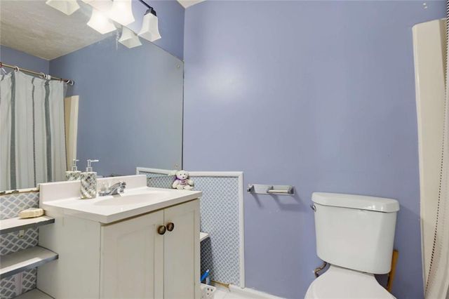 2822 WoodHollow Lane, Jonesboro, GA 30236