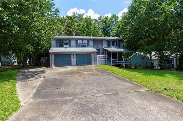 2822 WoodHollow Lane, Jonesboro, GA 30236