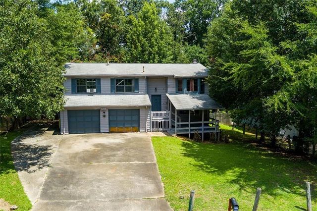 2822 WoodHollow Lane, Jonesboro, GA 30236