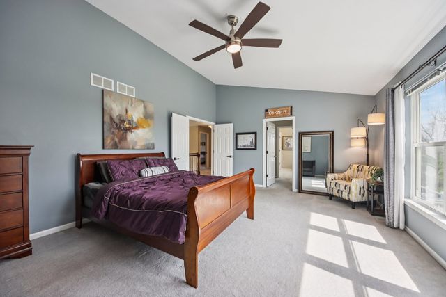 1138 Ridgewood Circle, Lake In The Hills, IL 60156