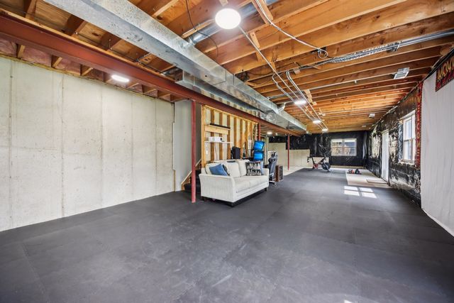 1138 Ridgewood Circle, Lake In The Hills, IL 60156