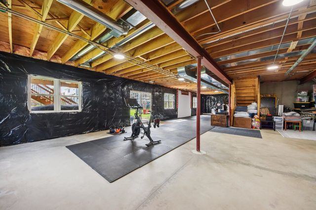 1138 Ridgewood Circle, Lake In The Hills, IL 60156