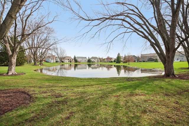 1138 Ridgewood Circle, Lake In The Hills, IL 60156