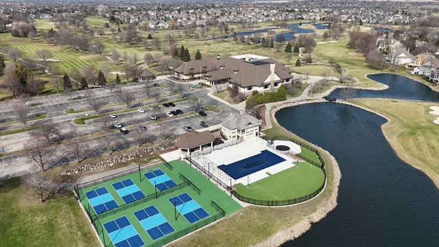 1138 Ridgewood Circle, Lake In The Hills, IL 60156