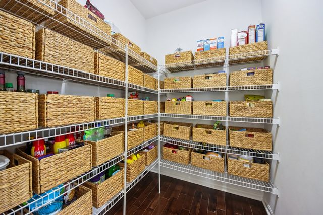 1138 Ridgewood Circle, Lake In The Hills, IL 60156