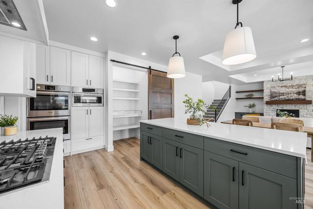 4268 N Sunny Side Avenue, Meridian, ID 83646