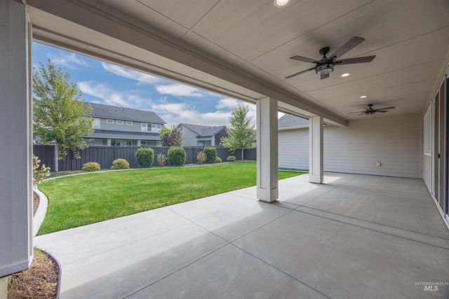 4268 N Sunny Side Avenue, Meridian, ID 83646