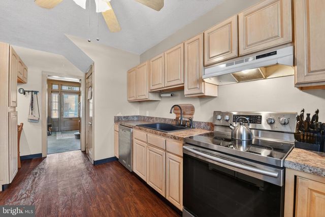106 N MILLER ST, Shillington, PA 19607