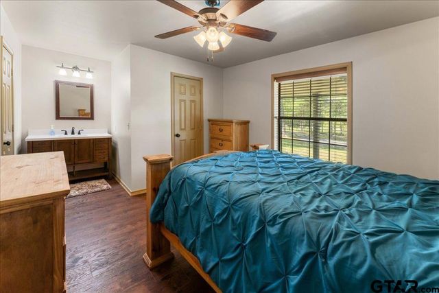 4121 S HWY 37, Mineola, TX 75773
