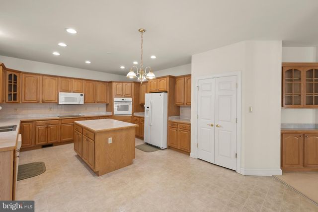 152 HARVEST RIDGE DR, Winchester, VA 22601