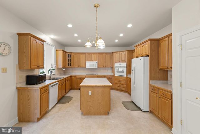 152 HARVEST RIDGE DR, Winchester, VA 22601