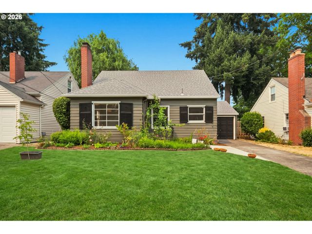 2045 N BLANDENA St, Portland, OR 97217