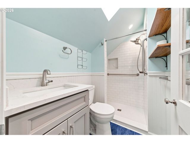 2045 N BLANDENA St, Portland, OR 97217