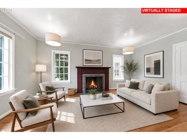 2045 N BLANDENA St, Portland, OR 97217
