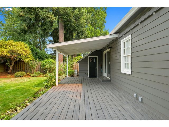 2045 N BLANDENA St, Portland, OR 97217