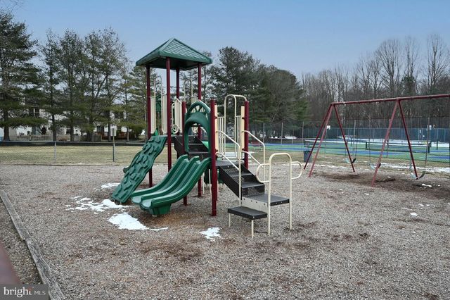 91 FOX MEADOW DR, Sicklerville, NJ 08081