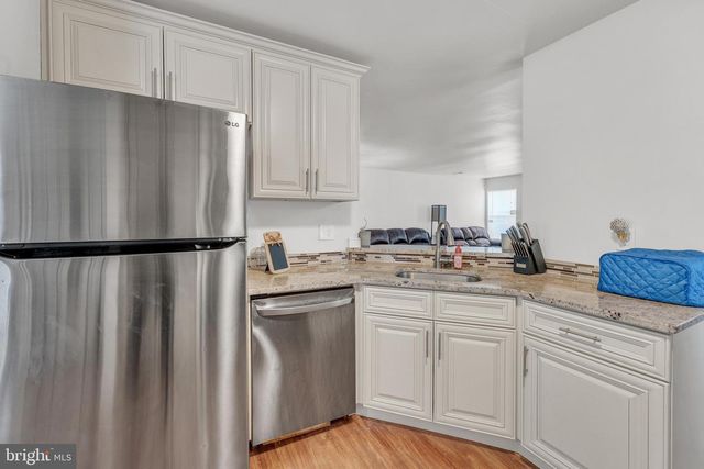 91 FOX MEADOW DR, Sicklerville, NJ 08081