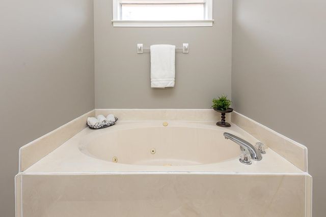 4734 BUCKHEAD CIR, Bartlett, TN 38002