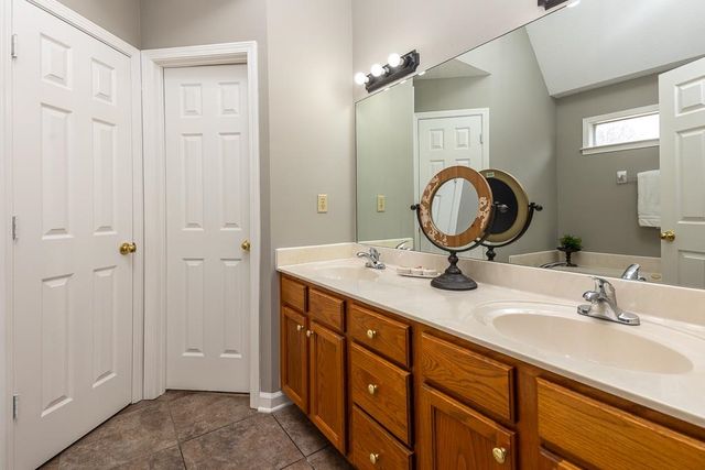 4734 BUCKHEAD CIR, Bartlett, TN 38002