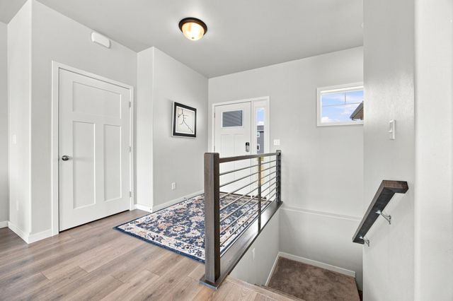 1504 75th Avenue S, Fargo, ND 58104
