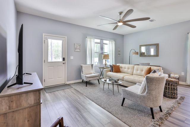 202 Linares St., Loris, SC 29569