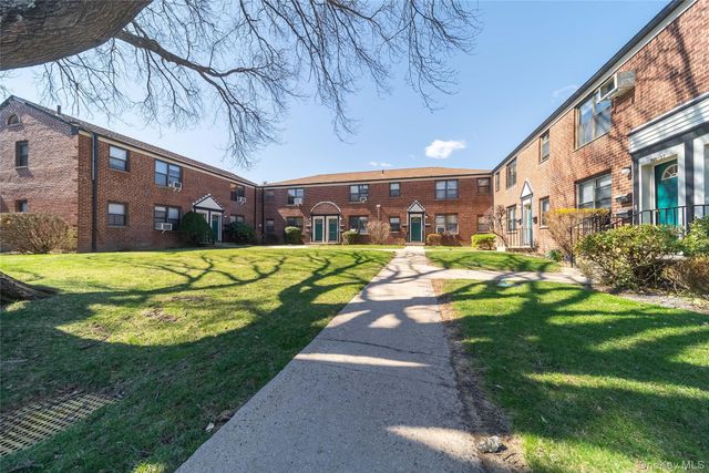 19637 69th Avenue 2F, Fresh Meadows, NY 11365