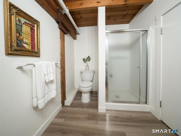 68 Thermos Avenue 109D, Norwich, CT 06360