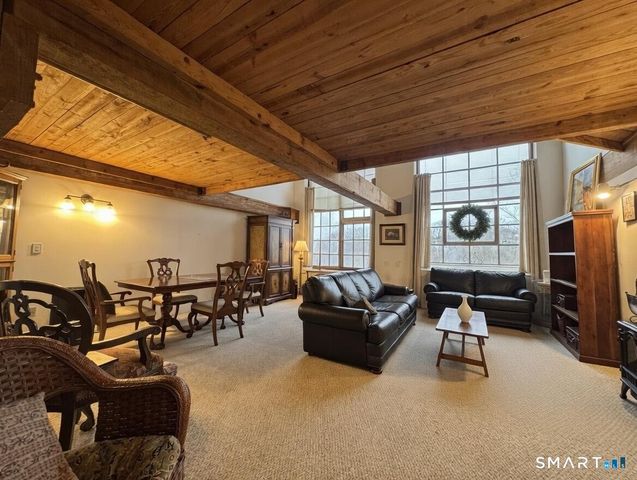 68 Thermos Avenue 109D, Norwich, CT 06360