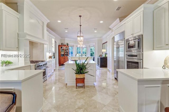 17 Bayley Rd, Bluffton, SC 29910