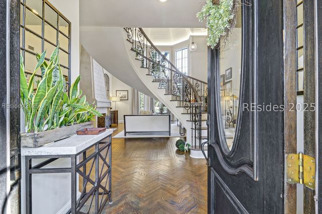 17 Bayley Rd, Bluffton, SC 29910