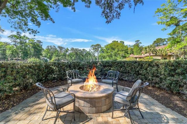 17 Bayley Rd, Bluffton, SC 29910