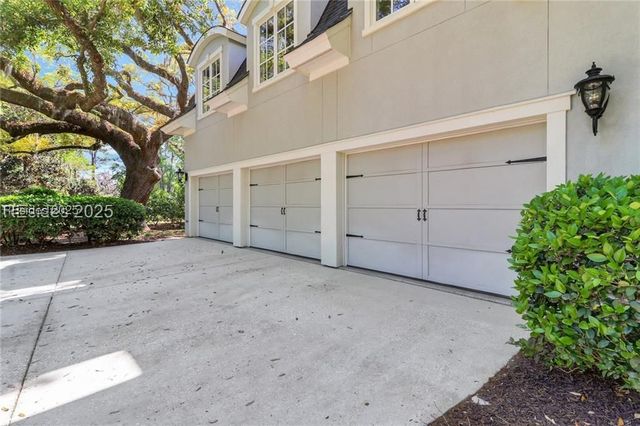 17 Bayley Rd, Bluffton, SC 29910