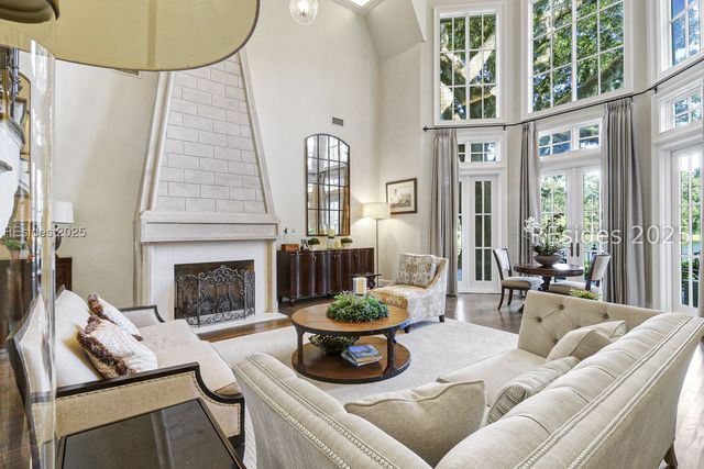 17 Bayley Rd, Bluffton, SC 29910