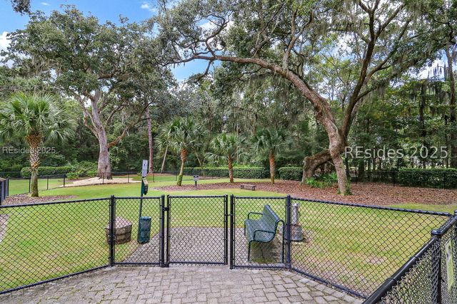 17 Bayley Rd, Bluffton, SC 29910