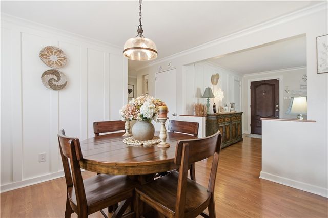 4353 E Barlind Dr, Whitehall, PA 15227