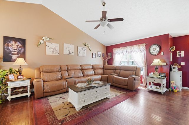1478 Halfhill Way, Columbus, OH 43207