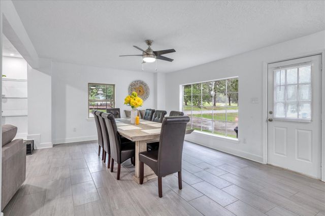 561 Brandon Road, Conroe, TX 77302