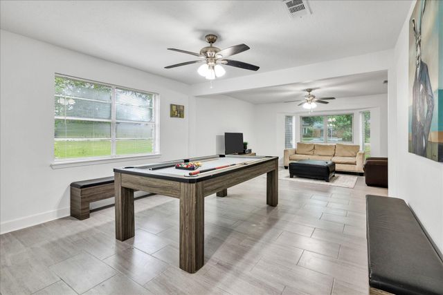 561 Brandon Road, Conroe, TX 77302