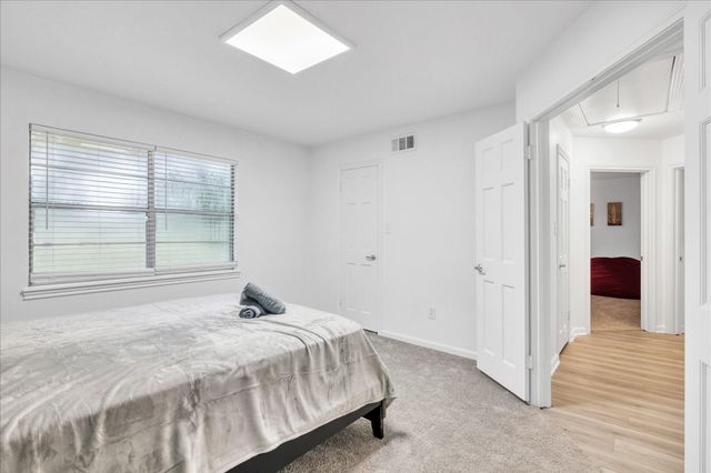 561 Brandon Road, Conroe, TX 77302