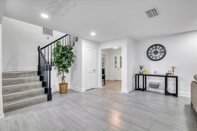 561 Brandon Road, Conroe, TX 77302