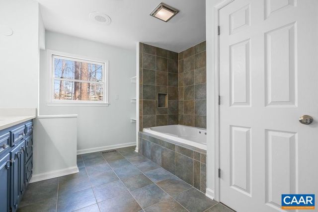 835 JEFFERSON DR, Palmyra, VA 22963