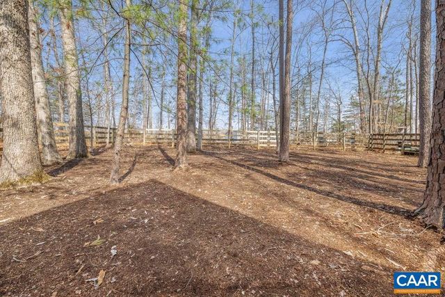 835 JEFFERSON DR, Palmyra, VA 22963