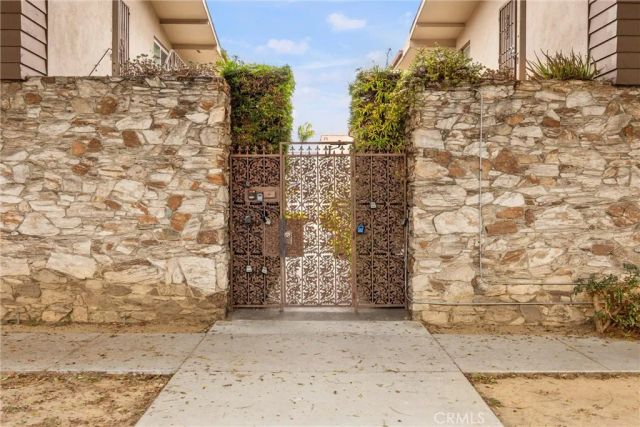 1400 E 3rd 6, Long Beach, CA 90802