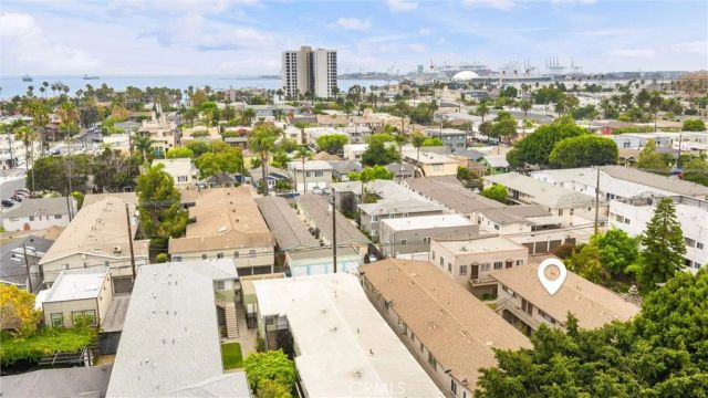 1400 E 3rd 6, Long Beach, CA 90802