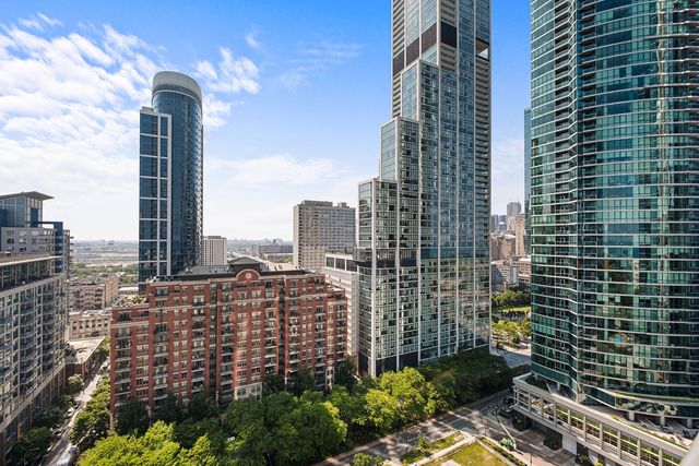 1235 S Prairie Avenue 1906, Chicago, IL 60605