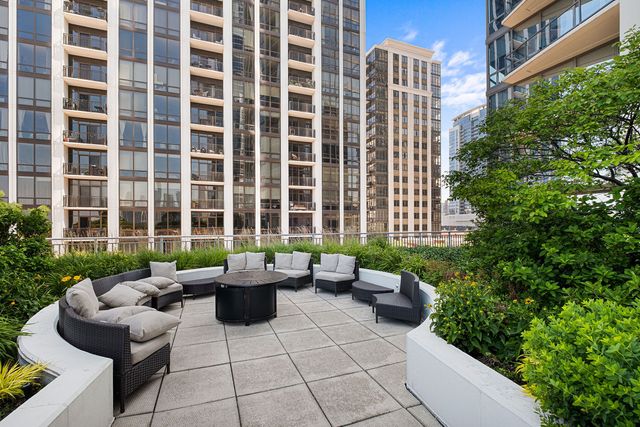 1235 S Prairie Avenue 1906, Chicago, IL 60605