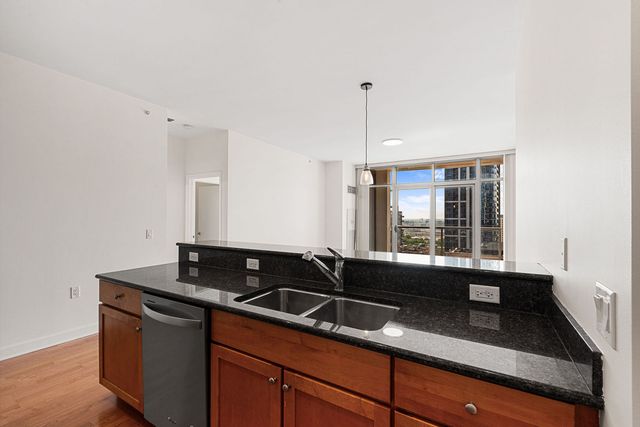 1235 S Prairie Avenue 1906, Chicago, IL 60605