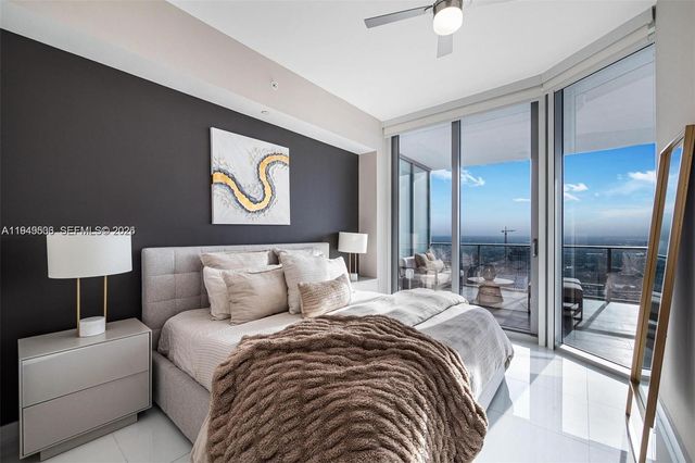 851 NE 1st Ave 4108, Miami, FL 33132