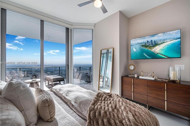 851 NE 1st Ave 4108, Miami, FL 33132