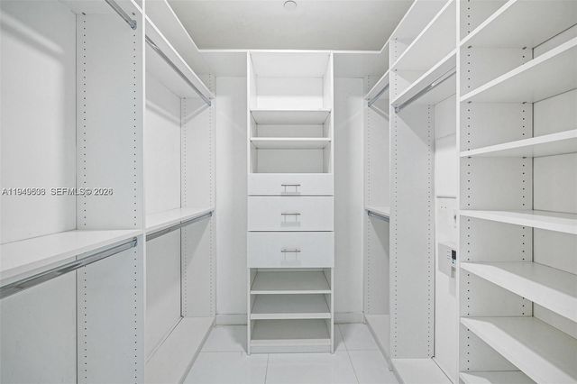 851 NE 1st Ave 4108, Miami, FL 33132